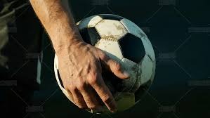 詹姆斯轮休，湖人不敌马刺，赛后数据一览，输球罪人不是东契奇